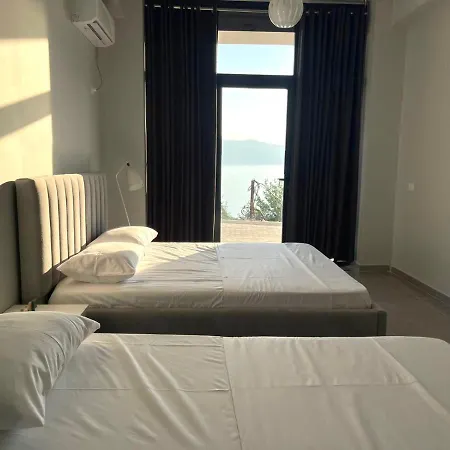 Sea You Soon Apartments Vlorë Buitenkant foto